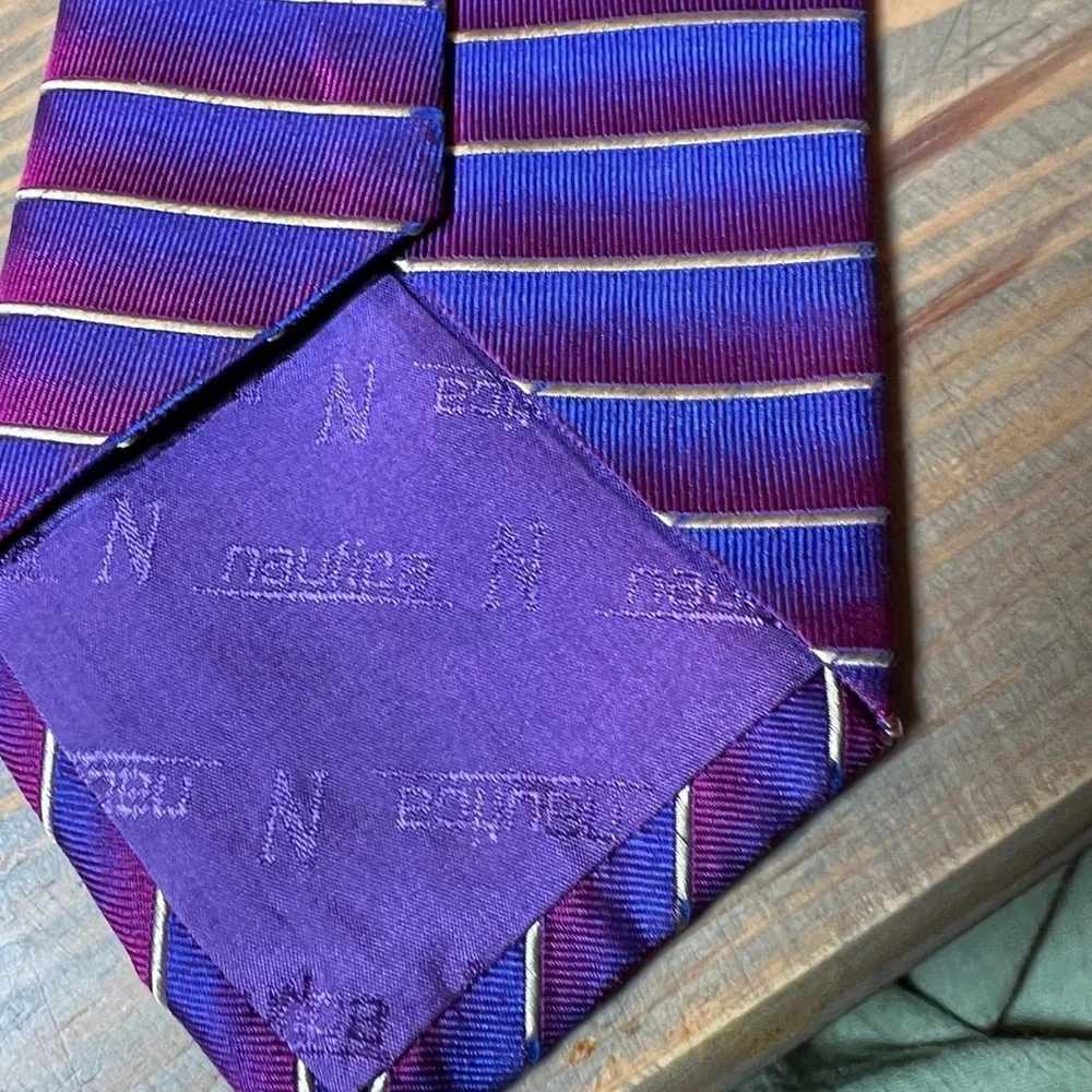 Nautica‎ Mens Necktie 100% Silk Striped Purple Blue Flawed